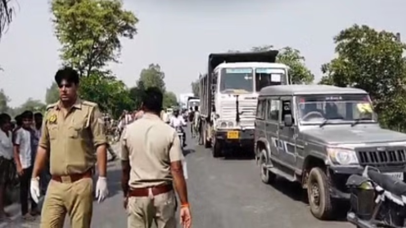Hardoi Road Accident: ट्रक की टक्कर से पलटा ऑटो, छह की मौत, तीन गंभीर घायल अस्पताल में भर्ती